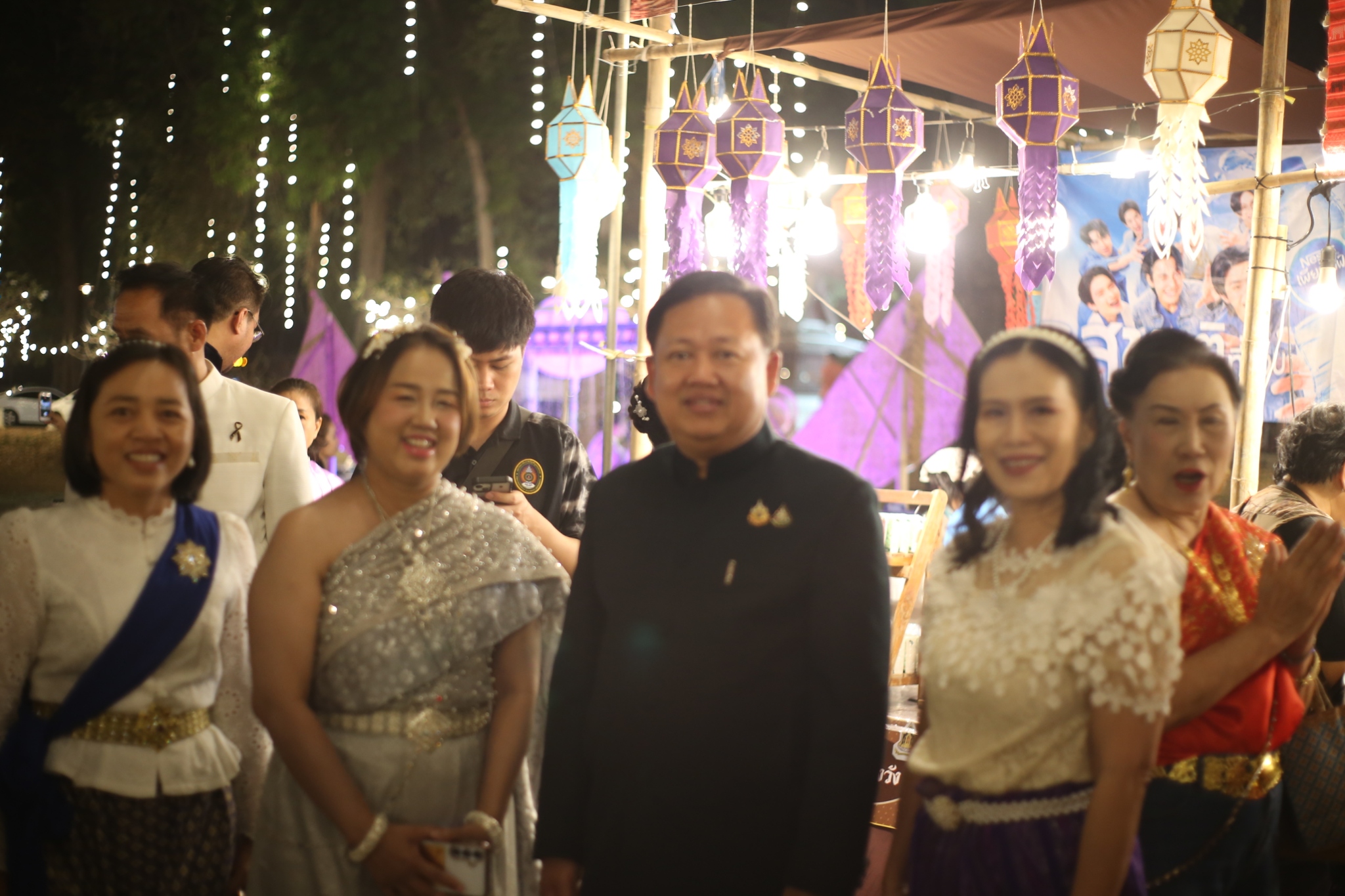 title - ส.ป.ก.พิษณุโลก ร่วมเปิดงานถนนสายวัฒนธรรม “เลียบวัด เคียงวัง” ส่งเสริมศิลปวัฒนธรรม ในงานแผ่นดินสมเด็จพระนเรศวรมหาราชพิษณุโลก 2569 และร่วมเปิดการแสดงแสง เสียง ละครอิงประวัติศาสตร์ “เทิดพระเกียรติสมเด็จพระนเรศวรมหาราช” ประจำปี 2569 อย่างยิ่งใหญ่ ณ พระราชวังจันทน์